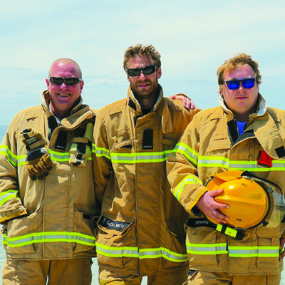 Lorne-CFA-Brigade-Members-awarded-citation-for-courage